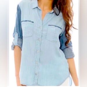 Bella Dahl Two Tone Chambray Button Down Size Large